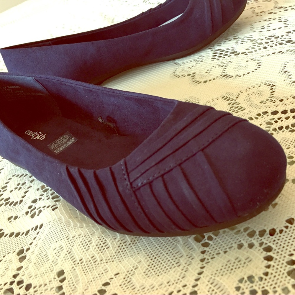 Navy suede crisscross flats